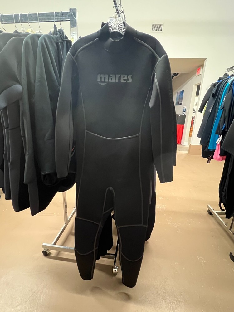 Mares Graph-Flex Men s 3mm Full Wetsuit - Closeout!
