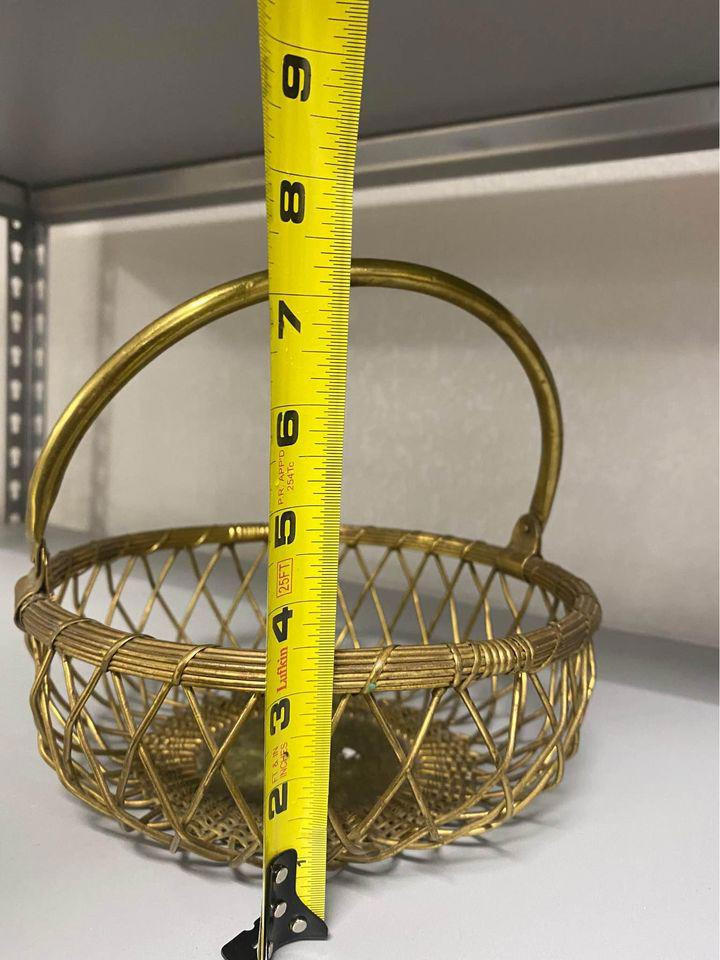 Vintage Solid 9” Brass Metal Basket with Handle 224
