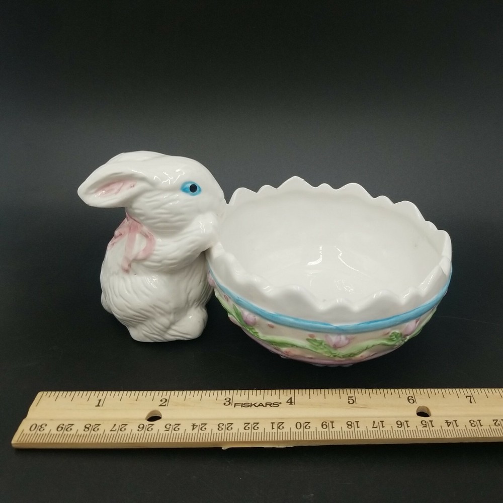 Easter Bunny Looking into Cracked Egg Planter w/Pink Flowers