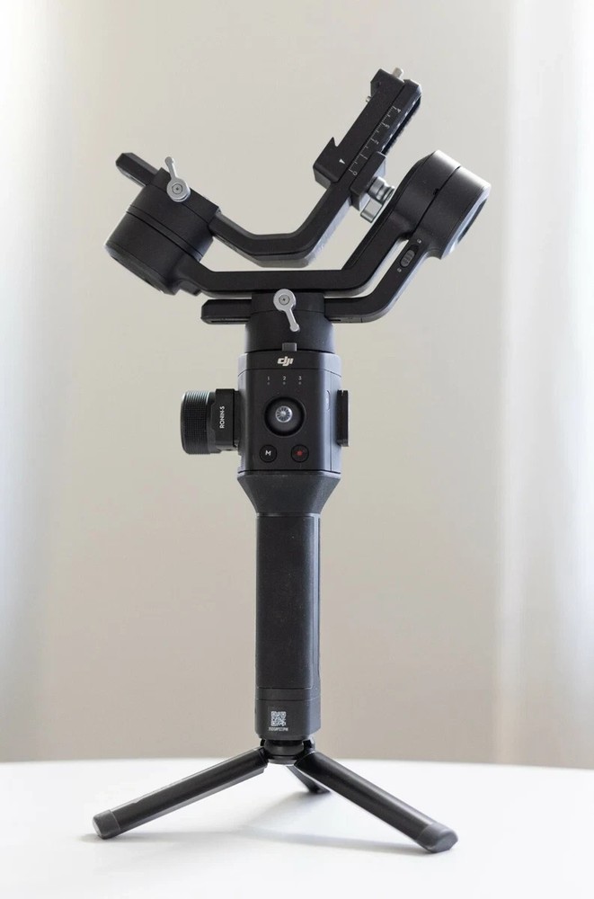 DJI Ronin SC 3-Axis Motorized Handheld Gimbal Stabilizer