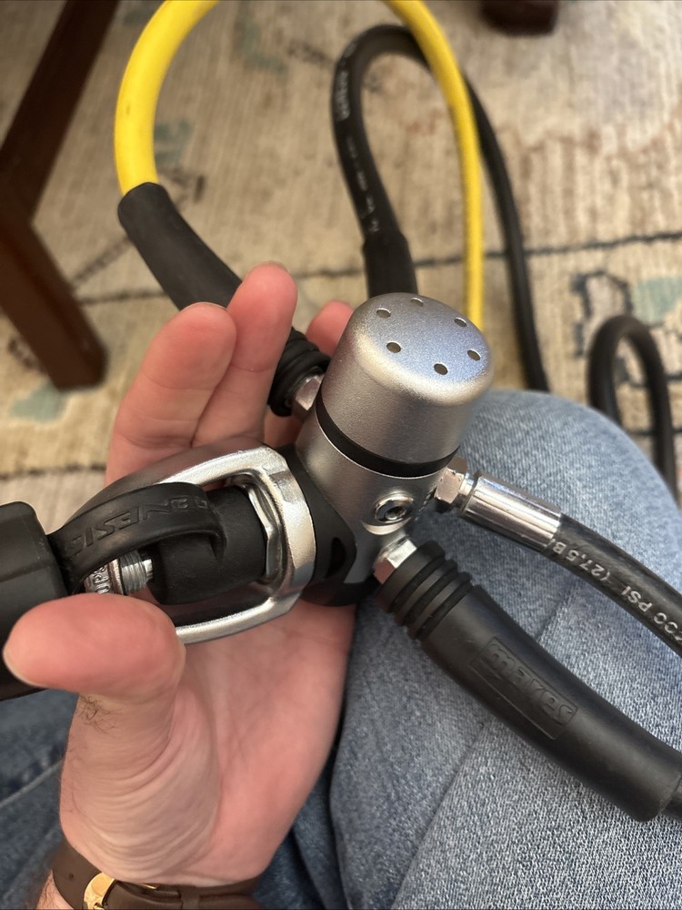 Mares Mission Guardian Computer Console, Decor And Genesis GS2000 Scuba