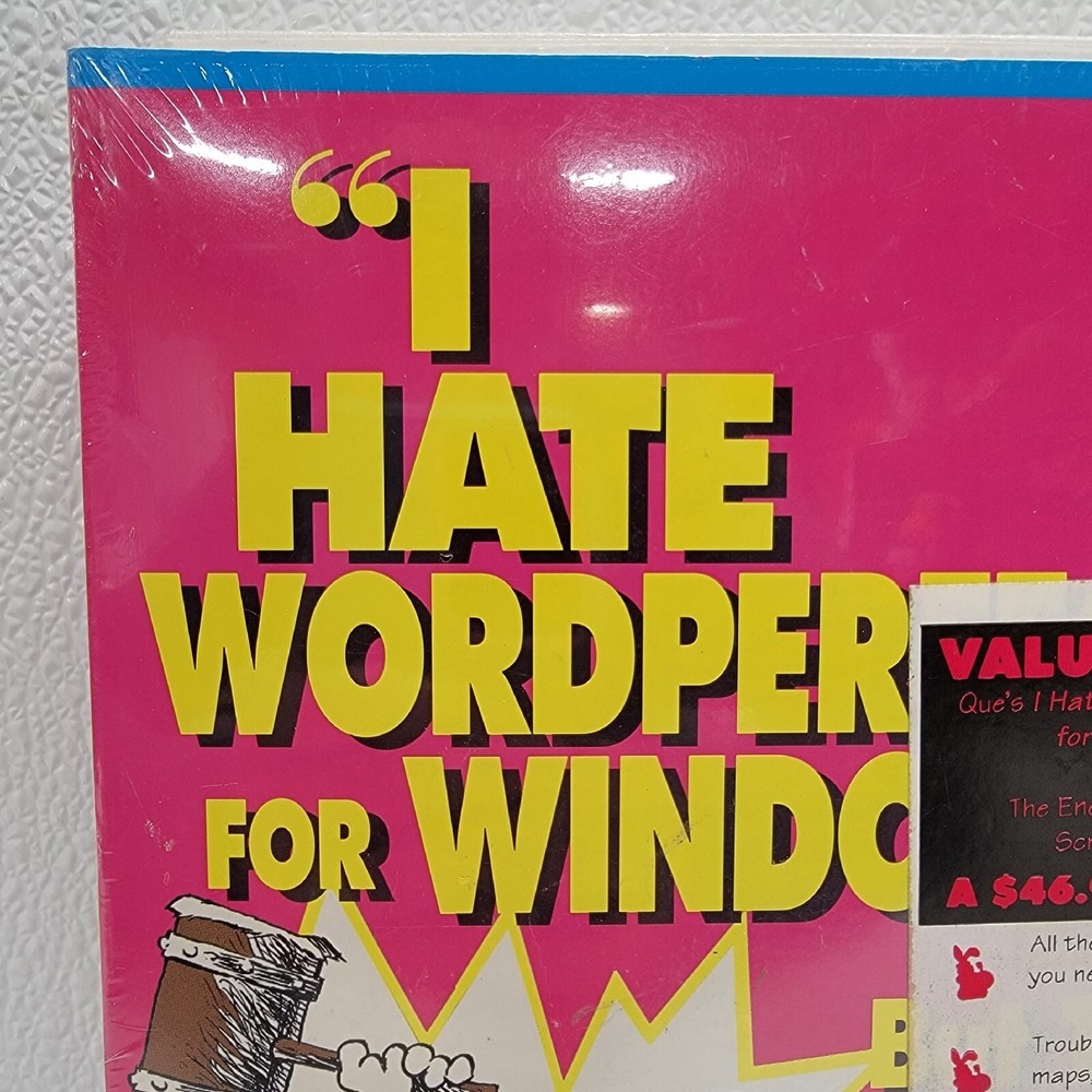 Vintage Windows Energizer Bunny Screensaver Software & Hate Wordperfect 6 Book