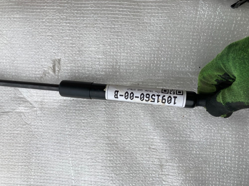 Tesla Model 3 Trunk Shock Strut Left or Right 2017-2023 1091560-00-B