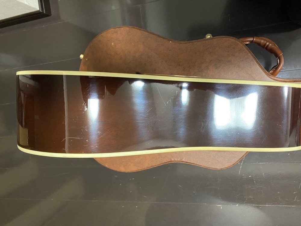 Gibson Acoustic Guitar