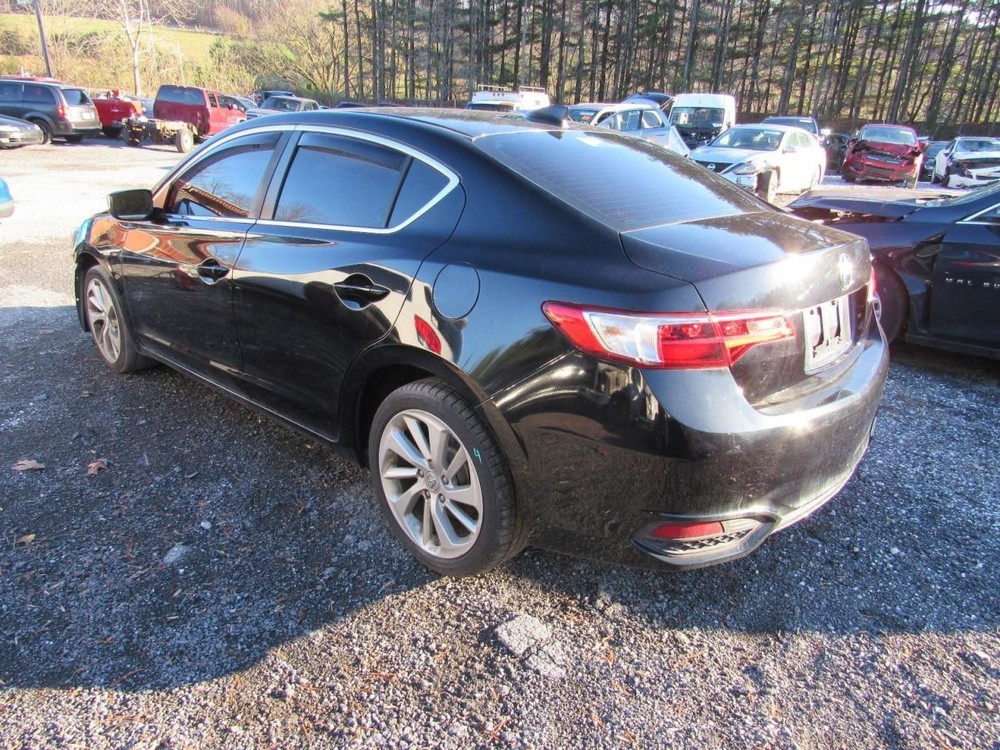 ILX 2017 Glove Box 1009360