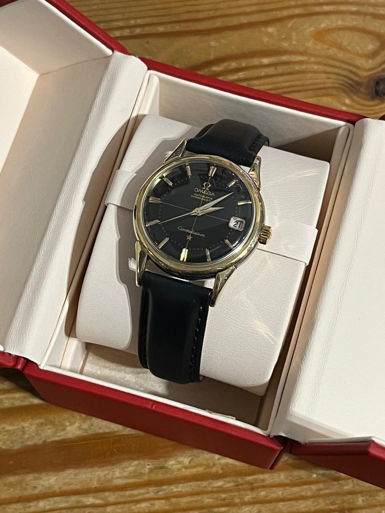 Omega Box(es) - Red - Genuine - New - Complete - Inner And Outer (Presentation)