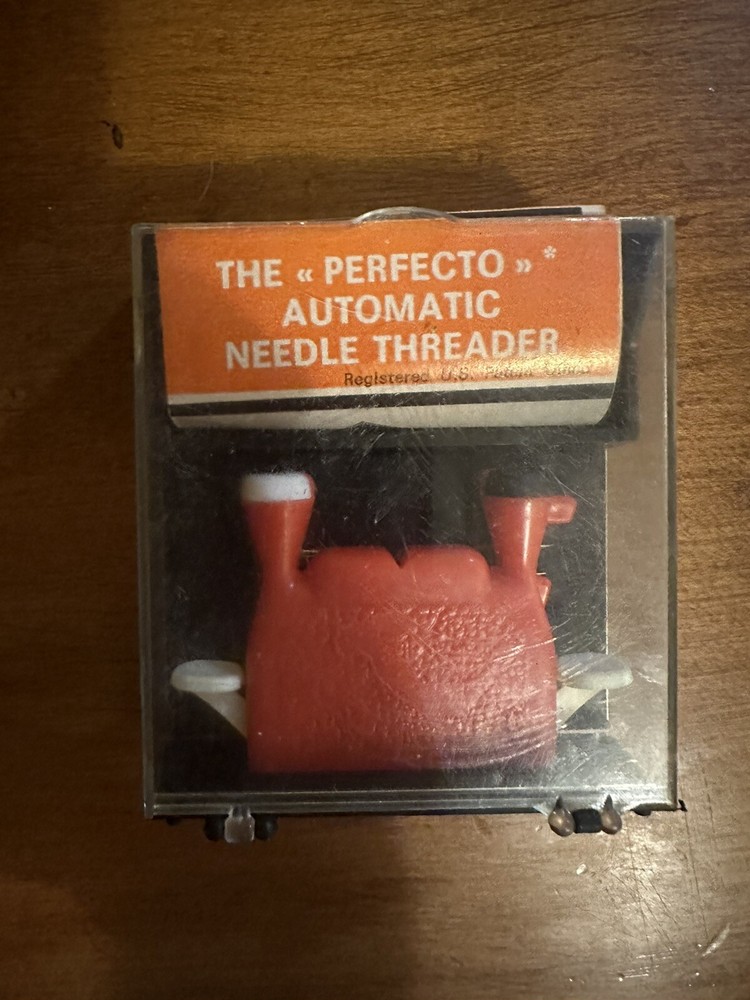 Vintage Automatic Needle Threader