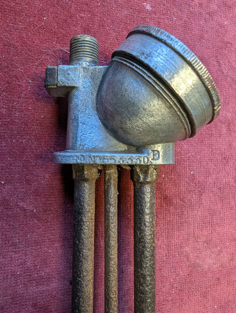 Vintage Tanktop Pump Drip Feed Unit (H)