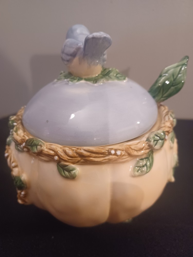 Beutiful Ceramic Sugar Bowl