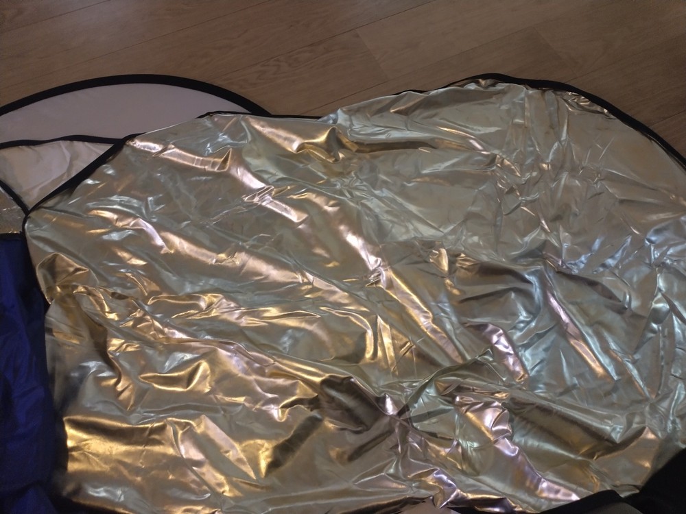 100 x 150cm 7-in-1 reflector/diffuser kit.