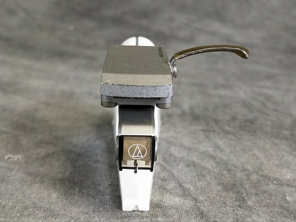 Audio-Technica AT-E30  LC-OFC Cartridge W/ Headshell In Excellent Condition