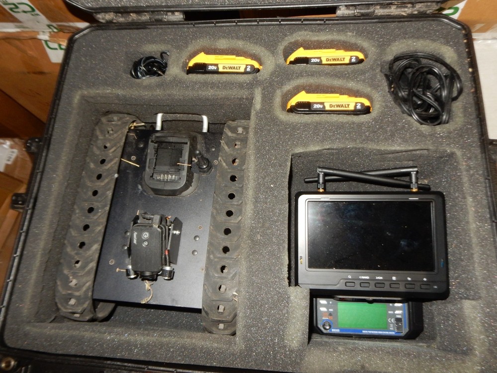 SuperDroid Inspection Robot Droid GPK-32 - Works, Read