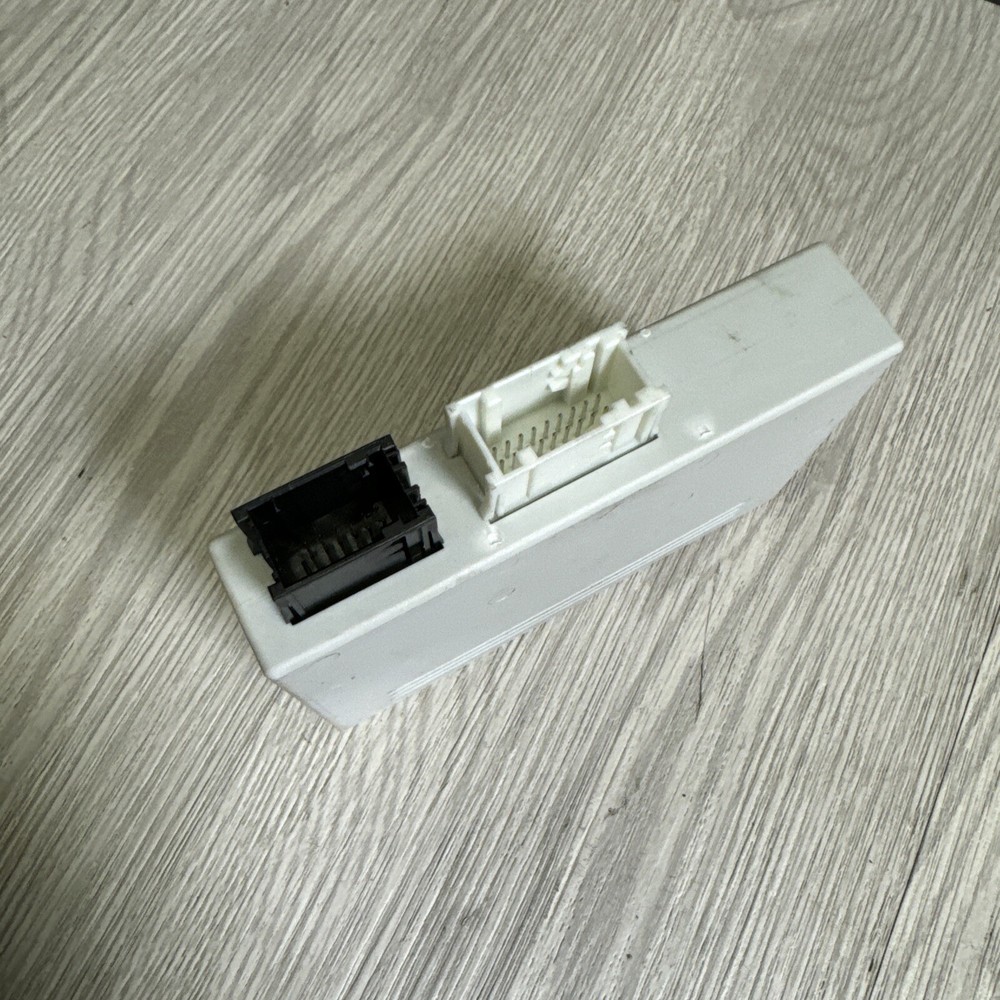 08-13 BMW E90 E91 E92 E93 M3 PDC Module BOSCH 9252639