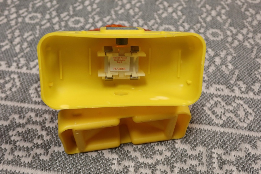 New Toughlite 2000 7.5" Barricade Warning Light