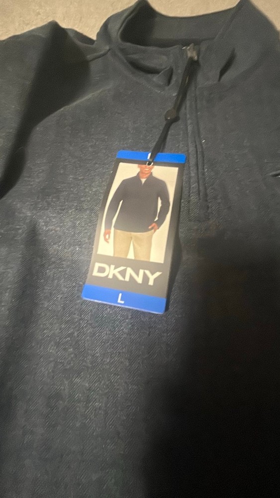 DKNY Men's 1/4 Zip Performance Pullover with Chest Pocket