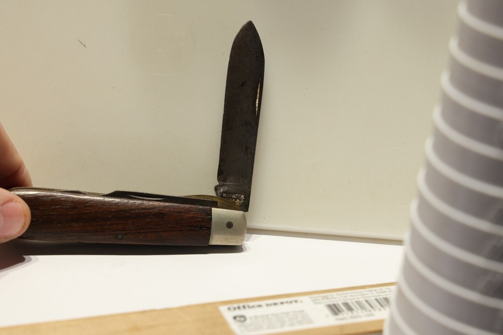 Vintage Kuttmaster 2 Blade Pocketknife