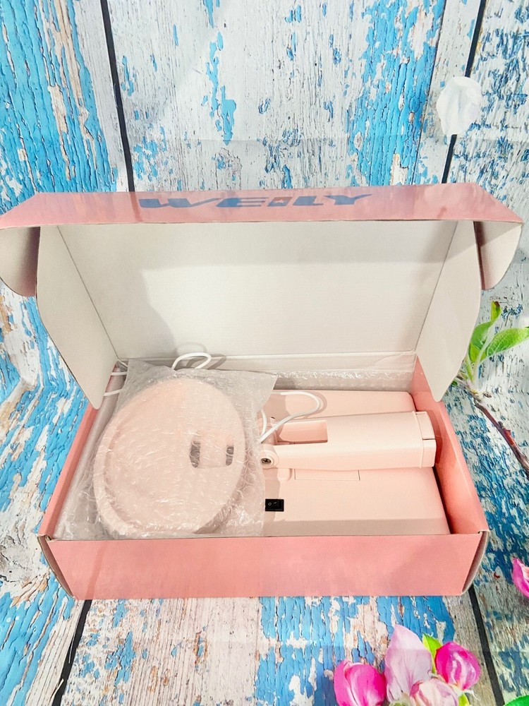 WEILY Lighted Makeup Mirror, Tri-fold Vanity Mirror with 1X/2X/3X Magnification