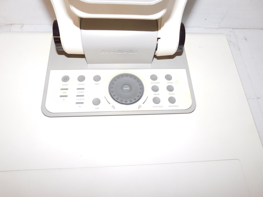 ^^ AVERMEDIA AVERVISION PROJECTOR (PLM91)