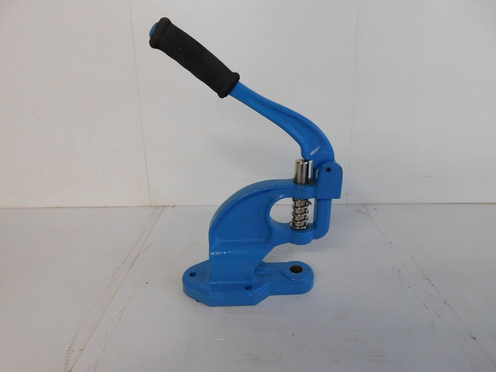 ^^ HAND PRESS GROMMET MACHINE (PLM99)