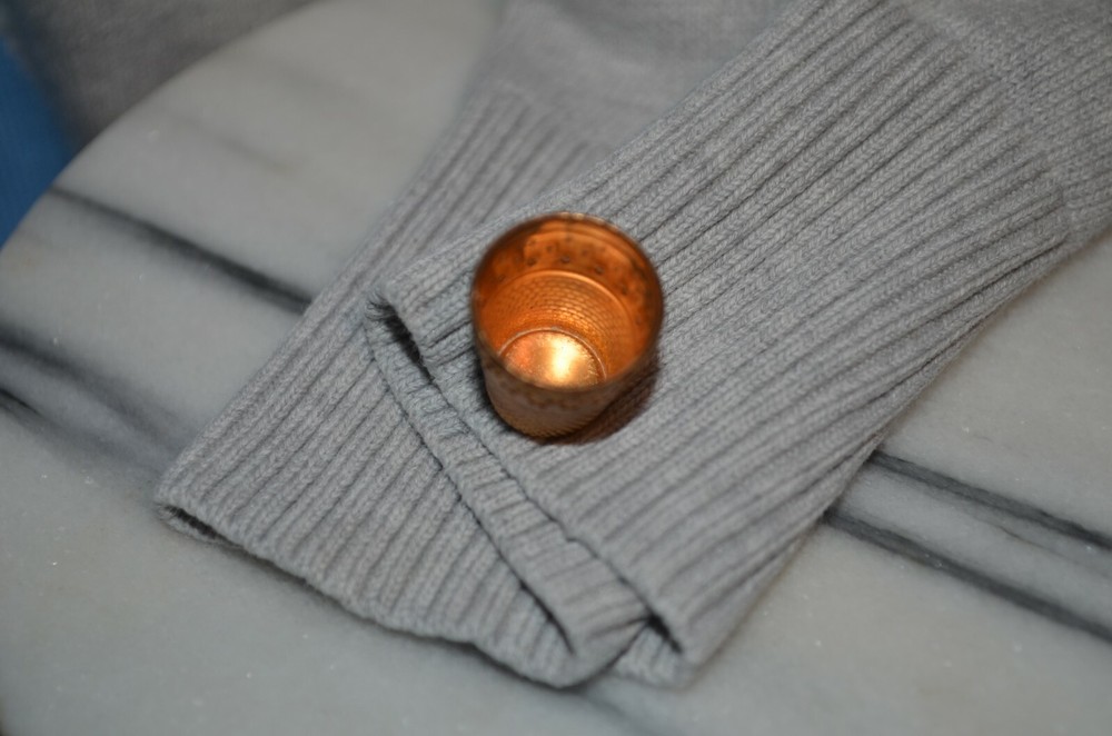 vtg. COLLECTIBLES GOLD PLATED THIMBLE