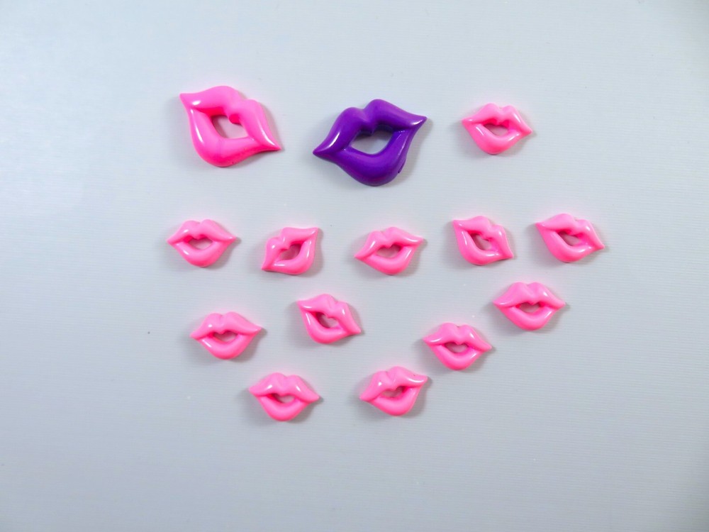 Delight Plastic Craft Embellishments Lips 3D Flatback 14 Piece New
