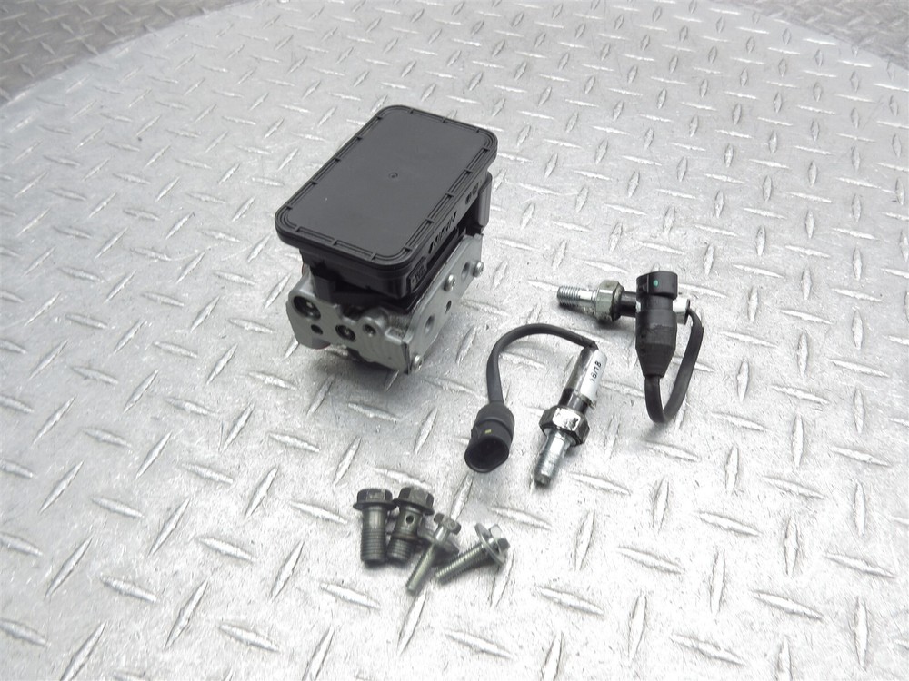 2018 Indian Chieftain Dark Horse ABS Pump Anti Lock Brake Module Control Unit