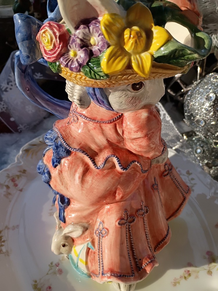 Fitz & Floyd "Bustles and Beaus" 1995 1 Quart Pitcher