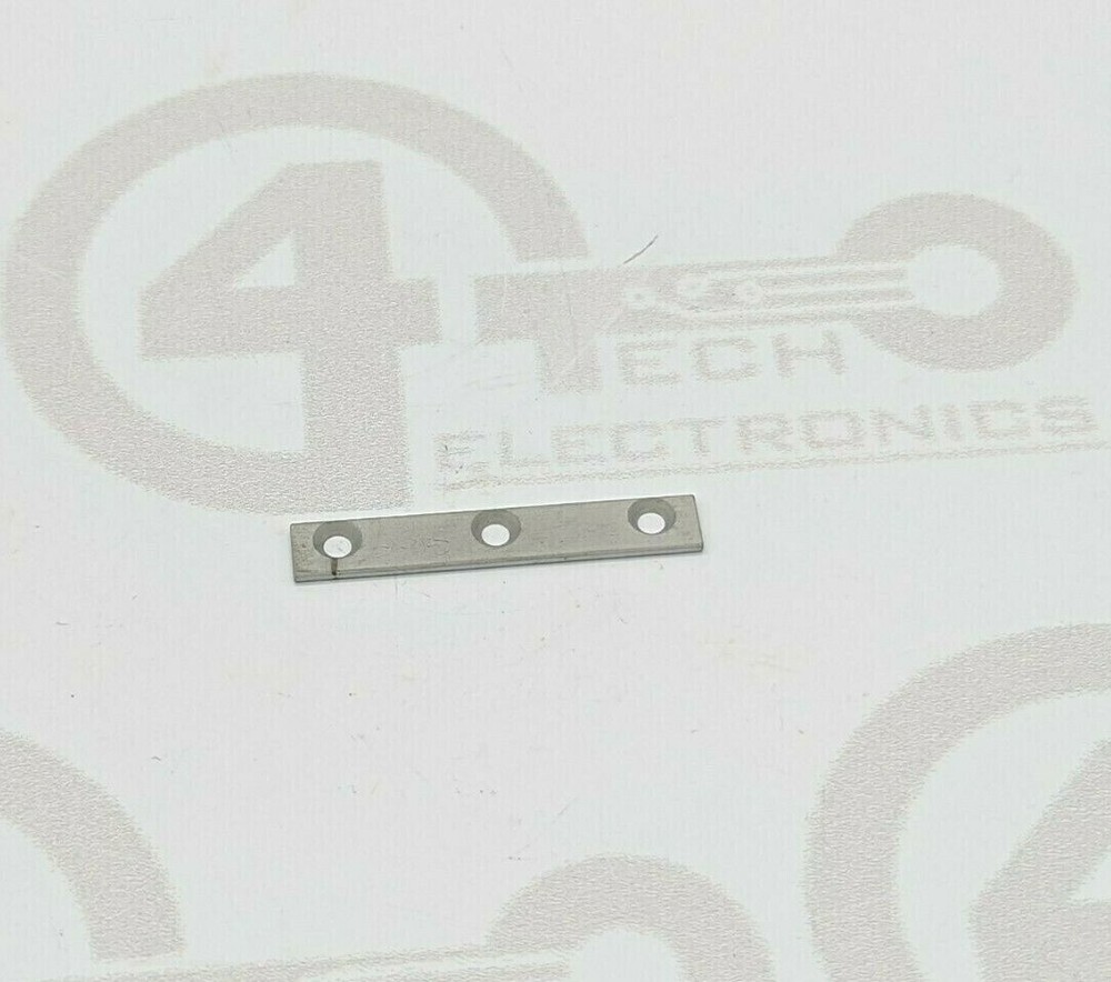 Universal Instruments Guide Plate 23272000 Pack Of 2