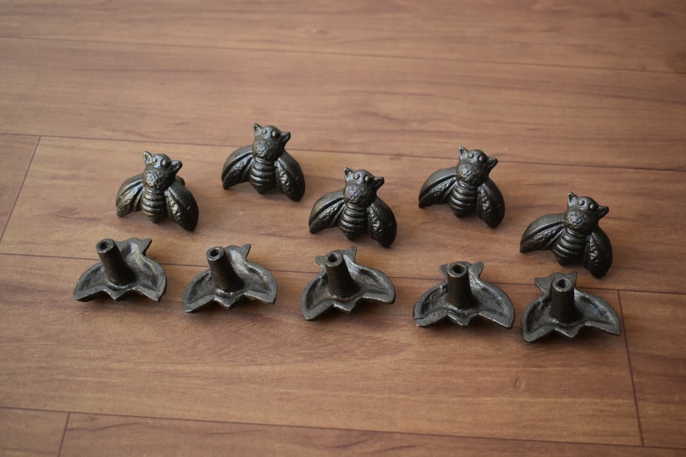 Iron door knobs cast cabinet bee drawer handles pull rustic hardwar 10 pcs