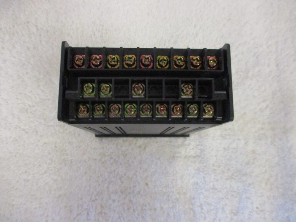 Omron Meter Panel Mount 100-240VAC K3NX-VD1C