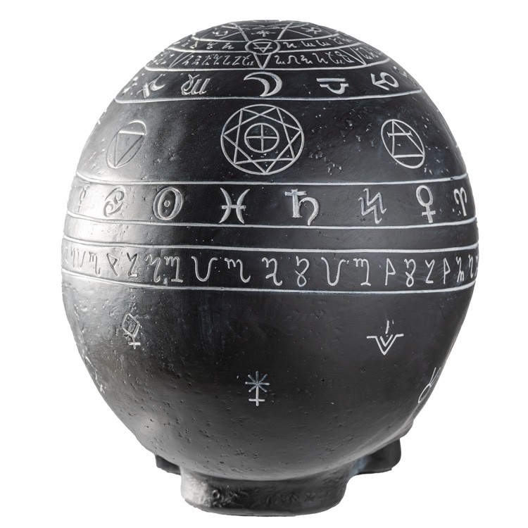 skull figurine