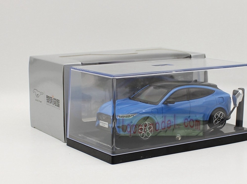 1/32 Scale FORD MUSTANG MACH-E GT FE Diecast car model blue