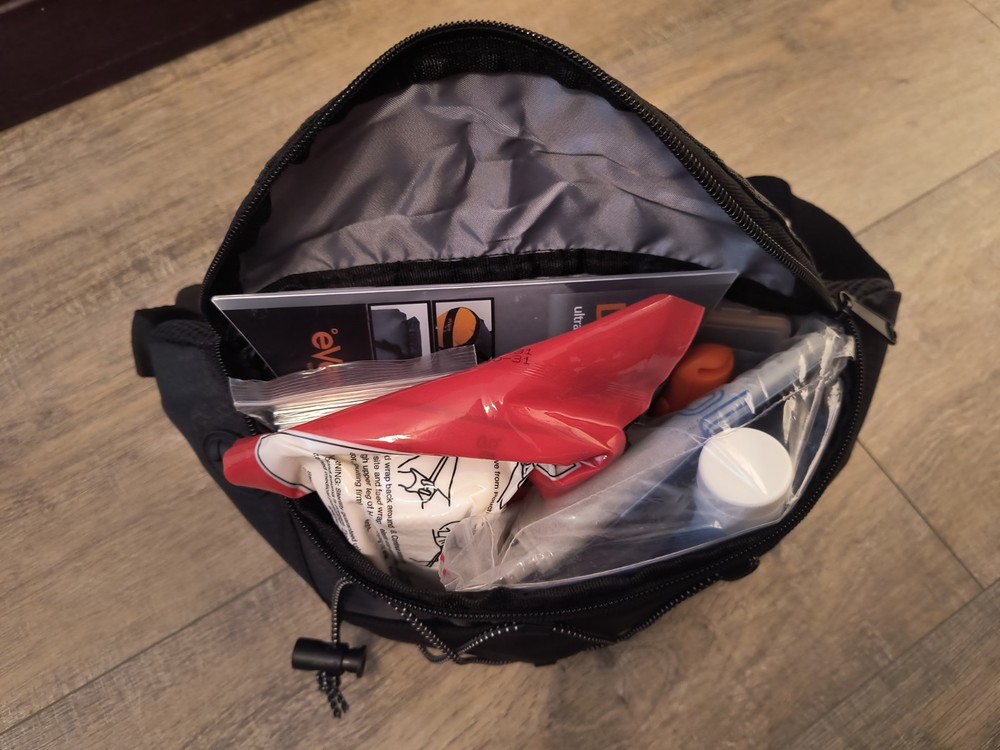 Mini Survival/Hiking Kit