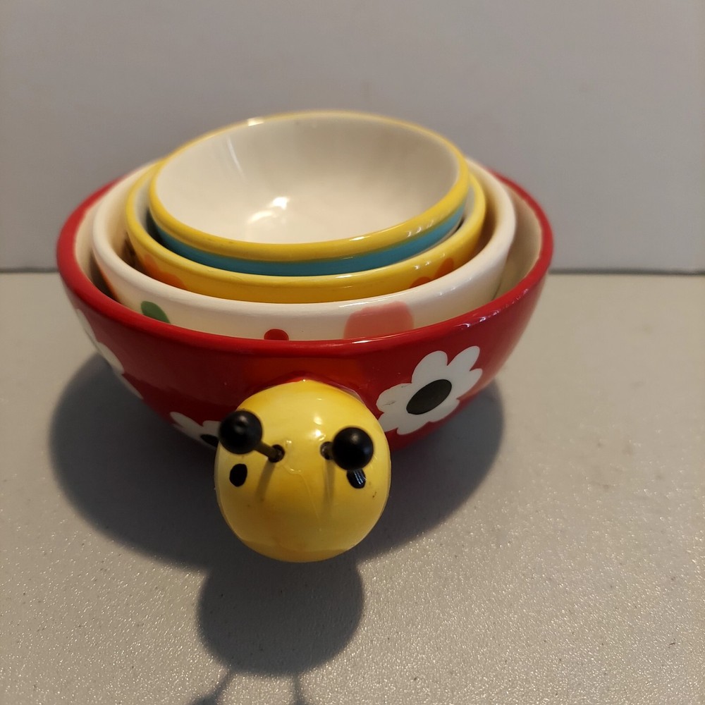 Boston Warehouse Trading#1638444 Ladybug Ceramic Nesting Measuring Cups