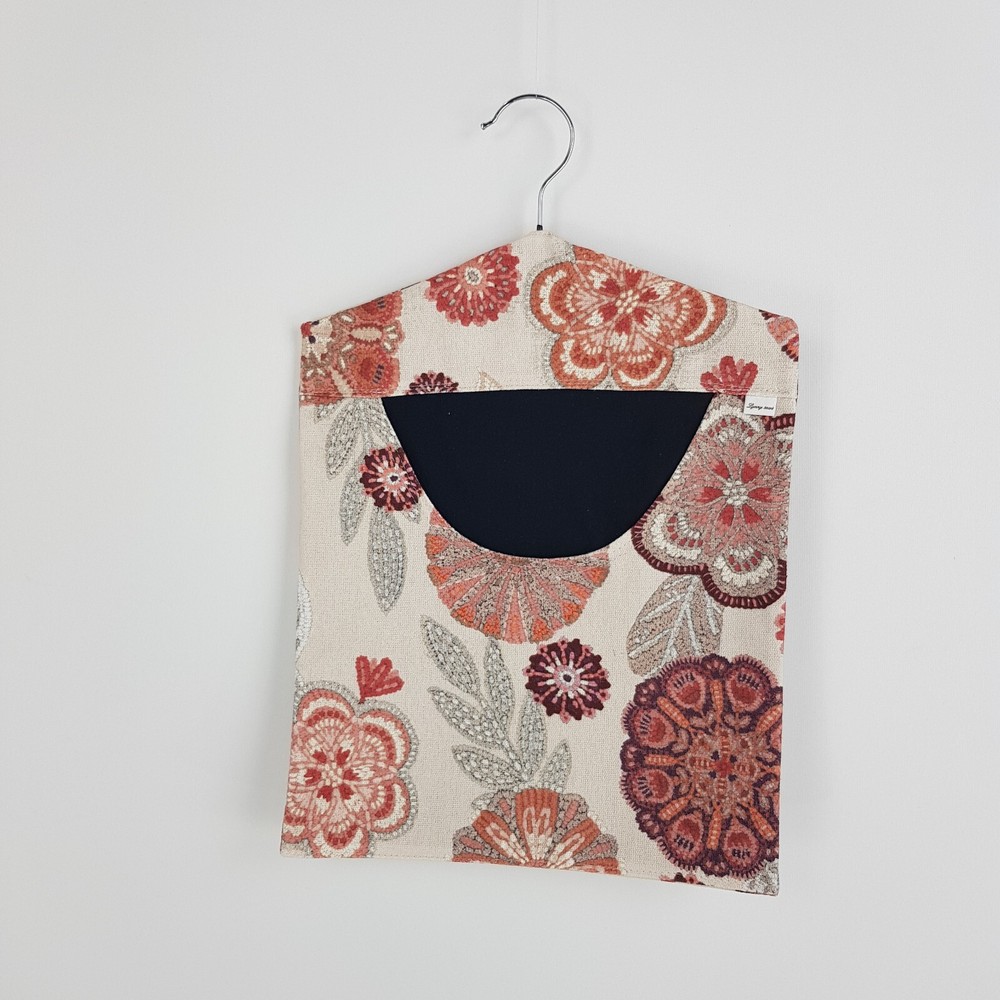 Peg Bag Handmade Cream Raspberry Flowers Lined Laundry Clothes Peg Holder