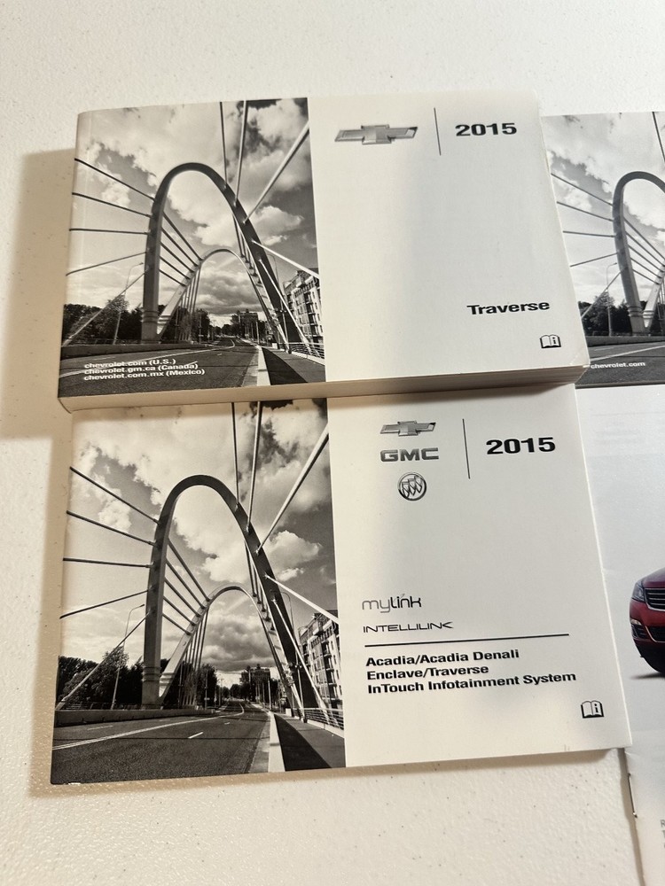 Chevrolet Traverse Owners Manuals 2015