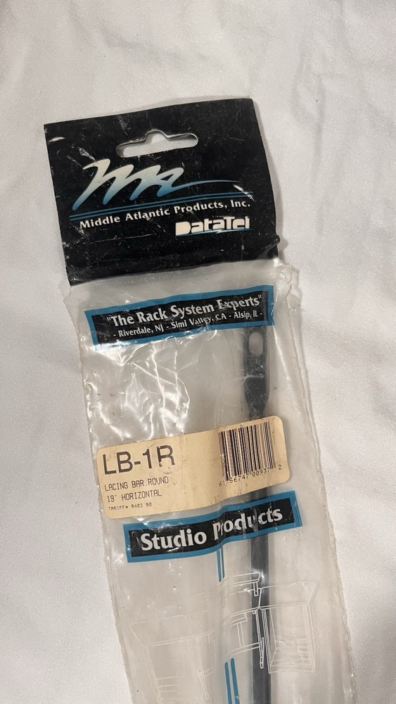 Middle Atlantic LB-1R Round Lacing Bar 19”