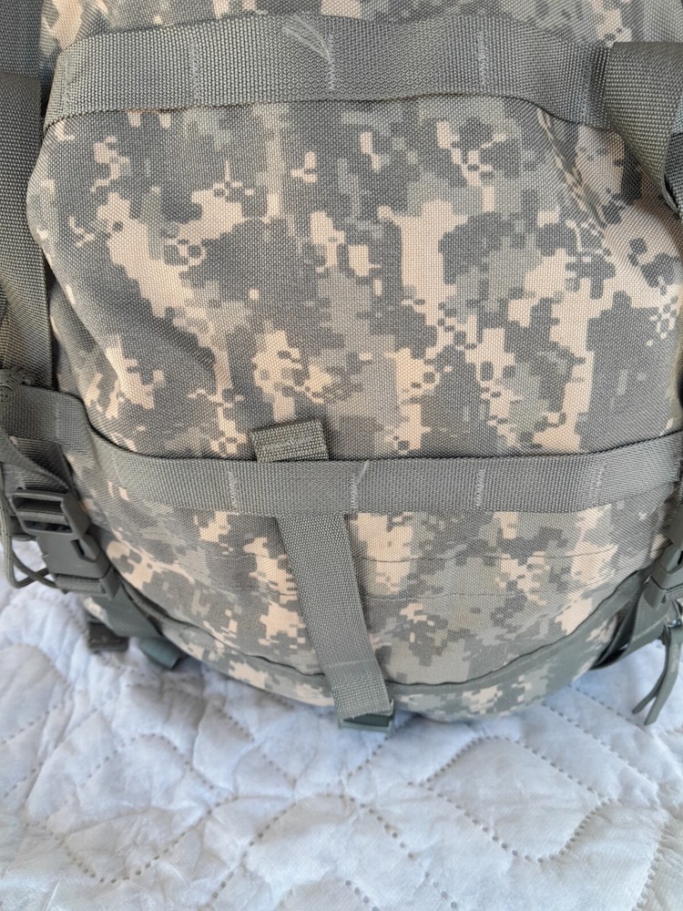 MOLLE II LARGE RUCKSACK BACKPACK ACU COMPLETELY ASSEMBLY EXCELLENT CONDITION