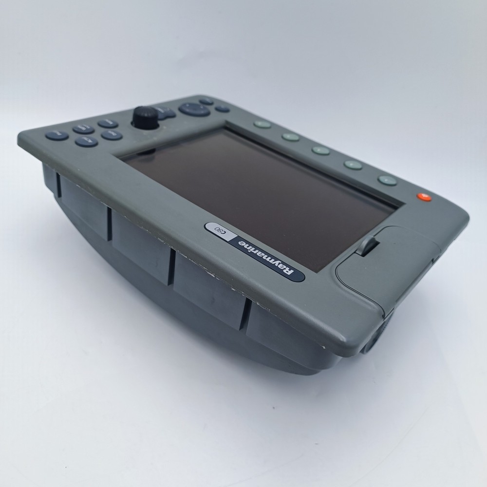 Raymarine C80 Chartplotter GPS Fishfinder Radar 8.4 LCD Display MFD E02020 Sonar