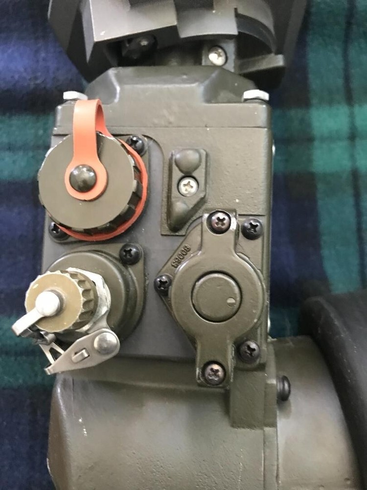 AN/VVS-2 (V)1A VIEWER, DRIVER’S, NIGHT VISION