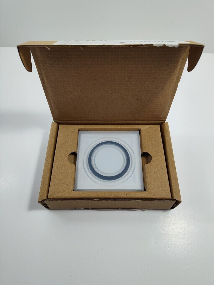 Amazon Basics UV Protection Camera Lense Filter 55mm.