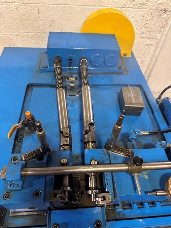 TESKER #25 THREAD ROLLER