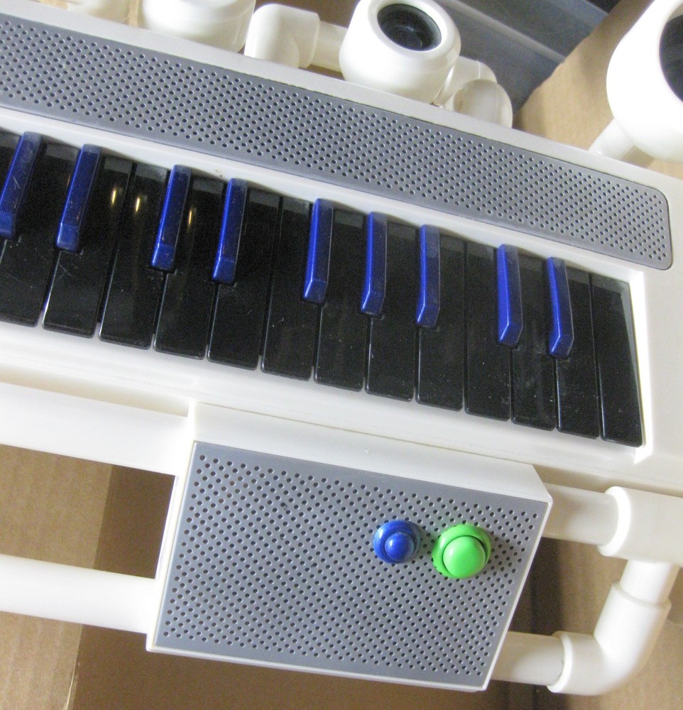 Blue Man Group Electronic Keyboard Synthesizer TESTED WORKING Batteries Included