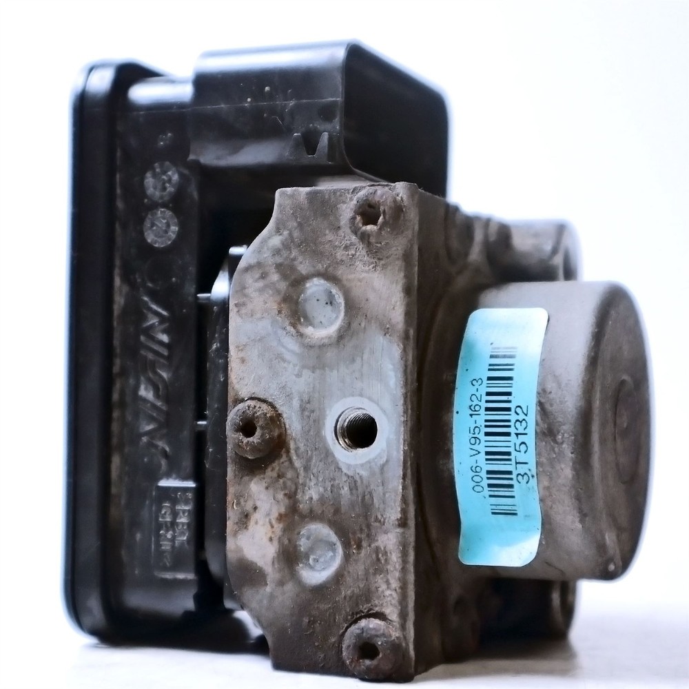 2019 Suzuki SV650 ABS Pump - 5561018K00000
