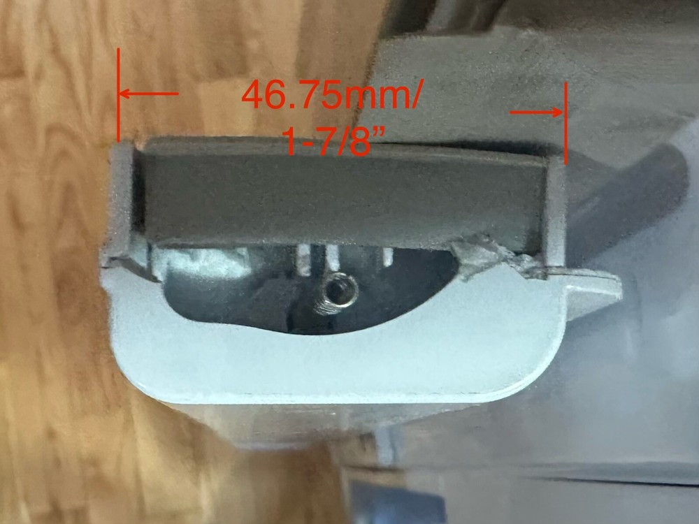 Samsung Refrigerator Door Flipper(mullion) Repair Part. RF263BEAEBC