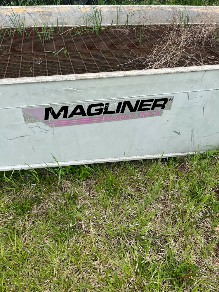 Magliner Mobile Dock and Ramp 
