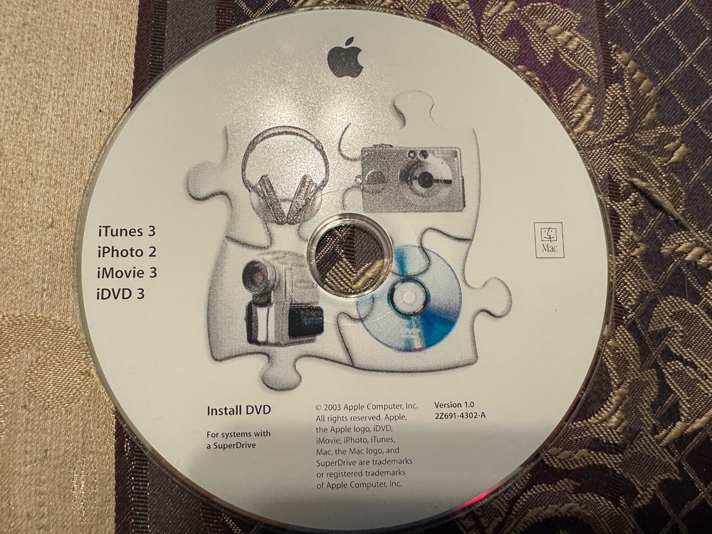 Vintage Apple iLIfe (2003) Install DVD