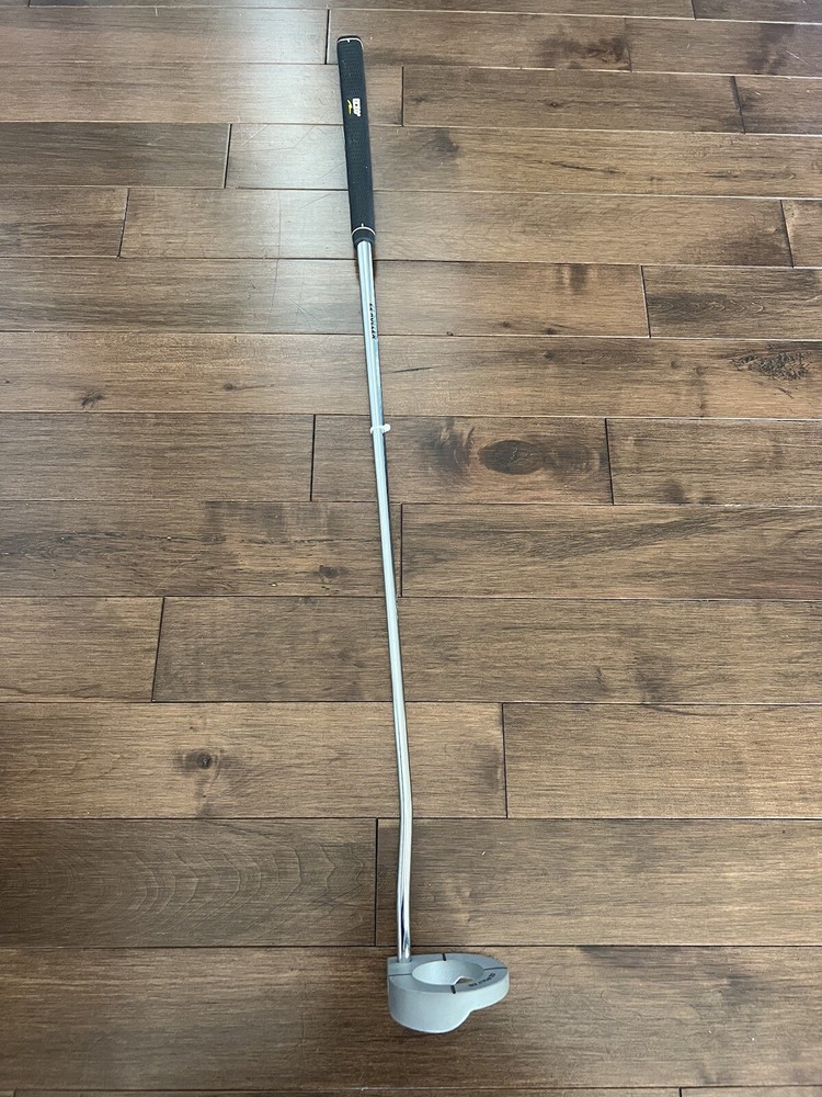 Left Hand 34.5" Izzo EZ Roller Putting Aid