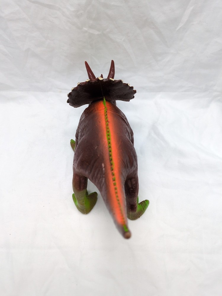Triceratops Dinosaur Toy 9" SDE Shantou
