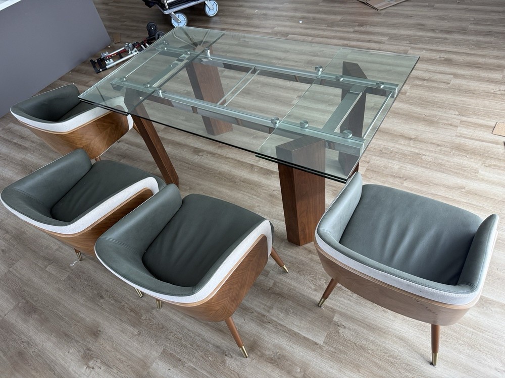 4 Seat Dining Room Set. Extendable Glass Table . Solid Wooden Legs